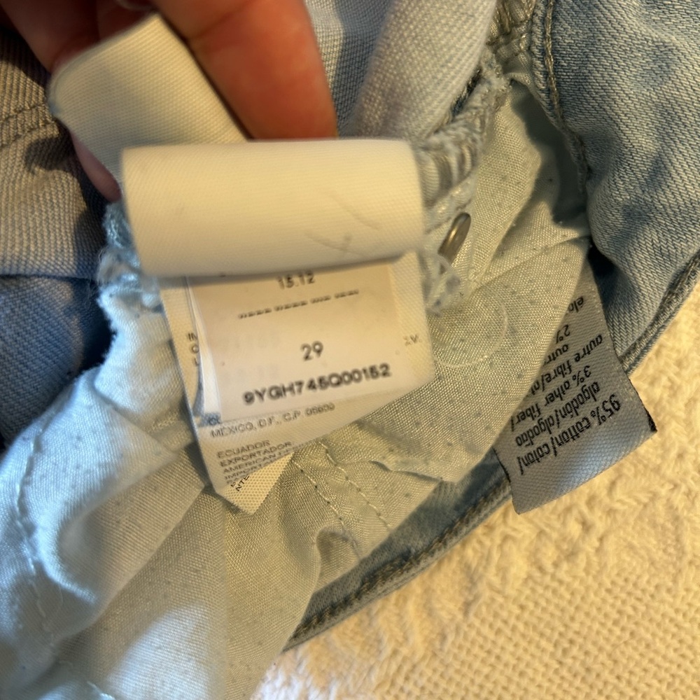 Jeans - Picture 15 of 15